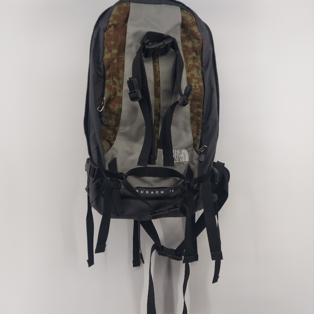 The North Face Chugach 18 90S Vintage Item Men VHTF Limited Edition Rare Outdoor